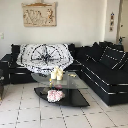 公寓 Divine Sea View 埃雷特里亚